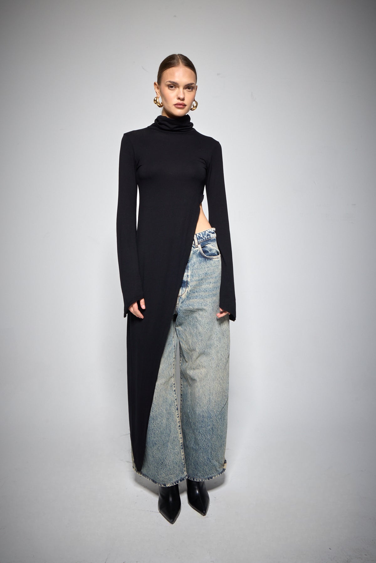 SUE BLOUSE BLACK PRE-ORDER