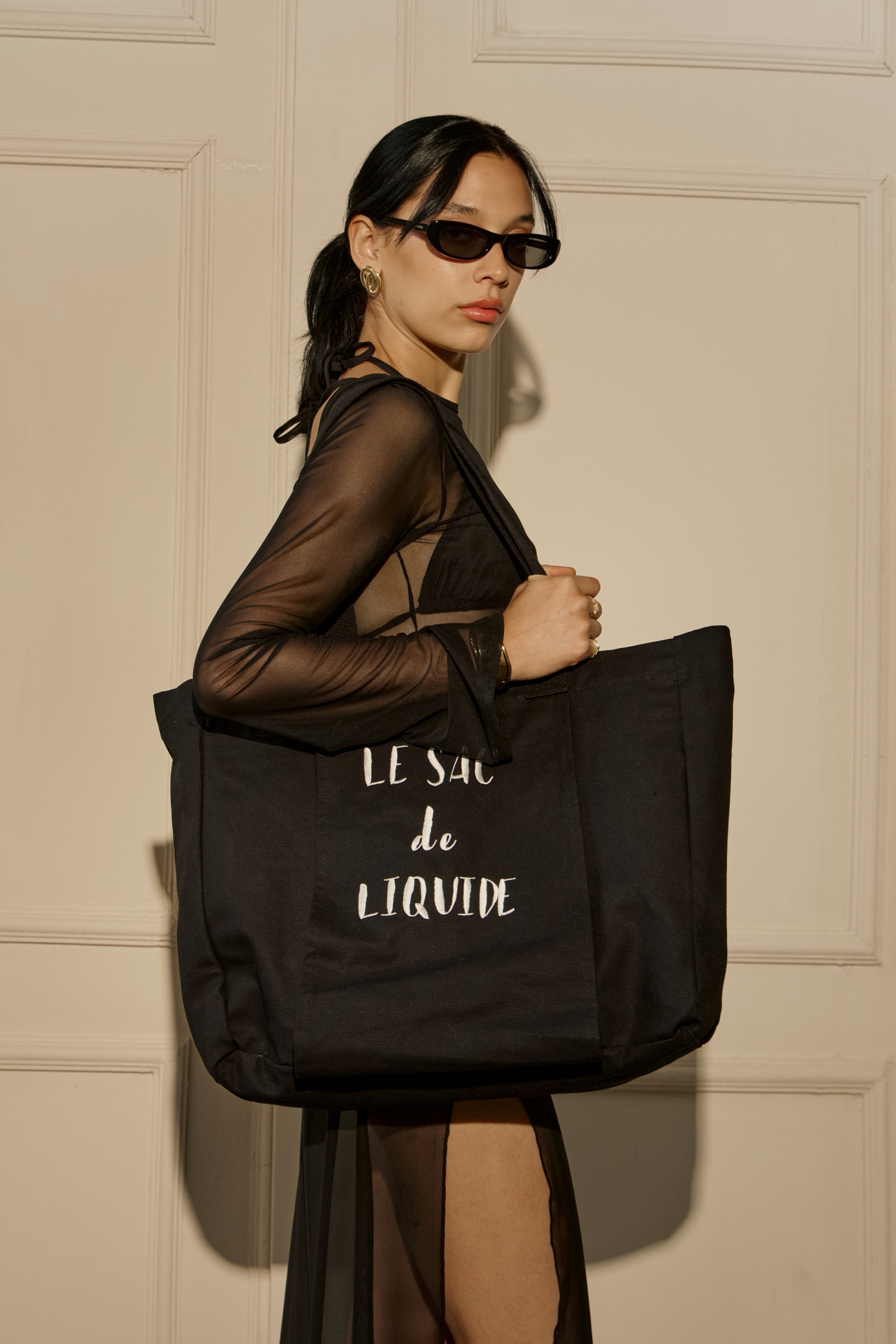 LIQUIDE CANVAS BAG BLACK